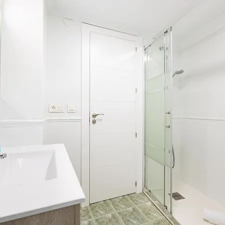 Apartment H2m Feijoo Close To Center In A Quiet Area