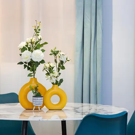 Apartment H2m Feijoo Close To Center In A Quiet Area Malaga
