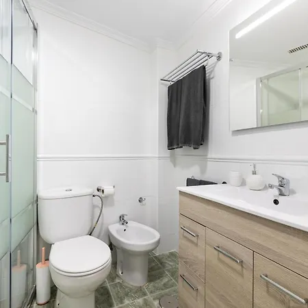 H2m Feijoo Close To Center In A Quiet Area Apartment Malaga